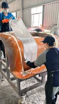 手糊工艺生产过程3